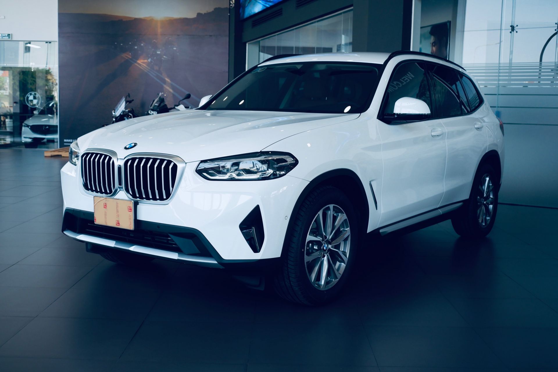 BMW X3 Xe SUV Sang Trọng, Hiệu Năng Mạnh Mẽ